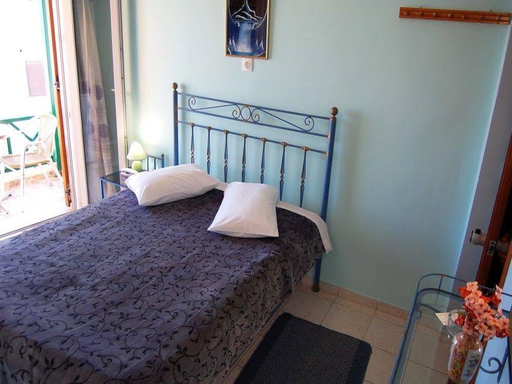 Hotel Pefkakia Park Ermoupoli Esterno foto